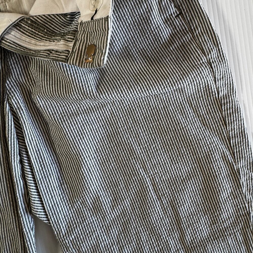 Banana Republic Seersucker Shorts Women's 4 Olive Green White Stripe Tailored - Picture 12 of 15